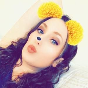 Meet your Posher, Lynn